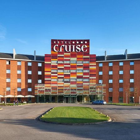Hotel Cruise Lucino Exteriör bild