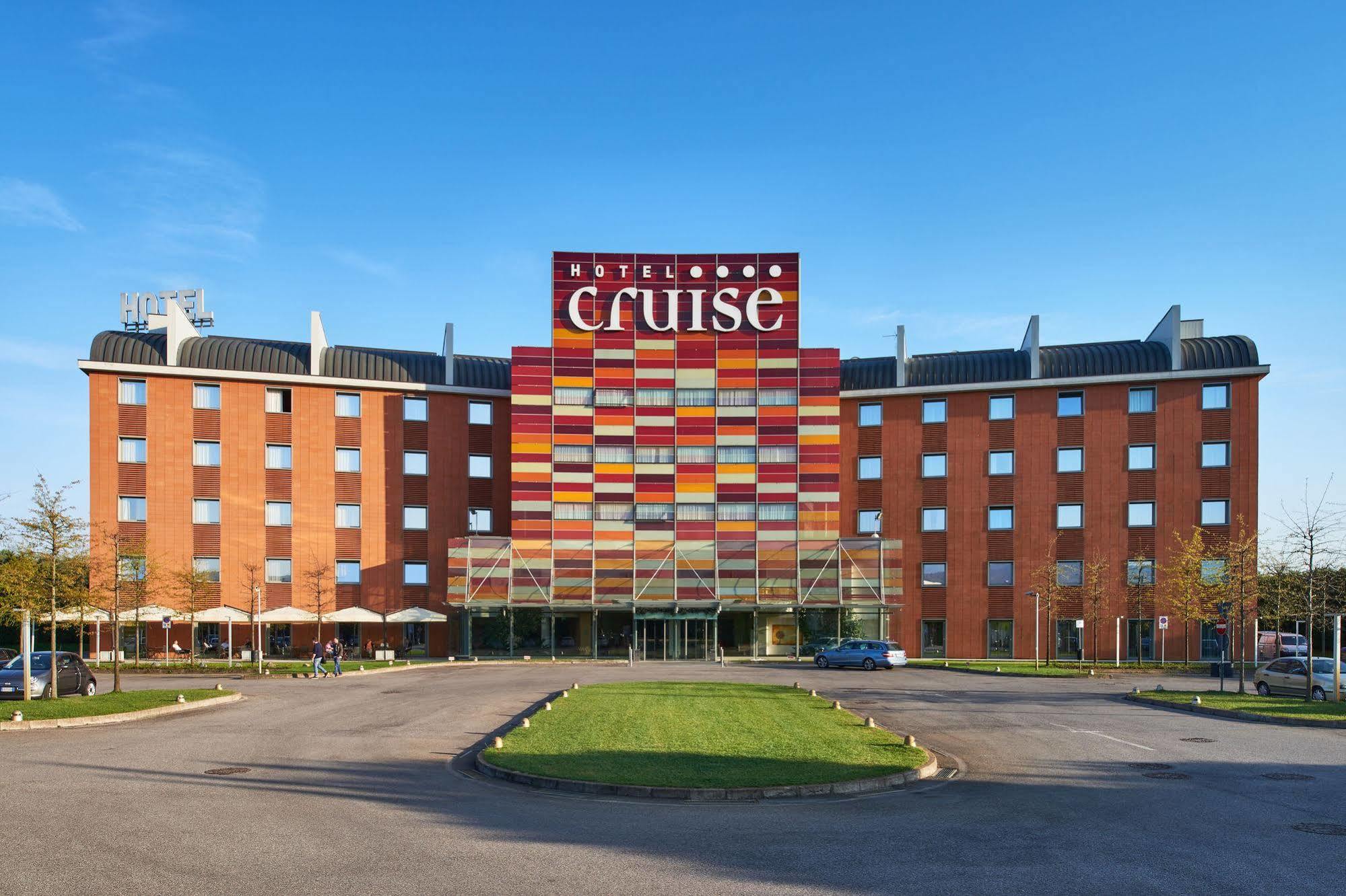 Hotel Cruise Lucino Exteriör bild